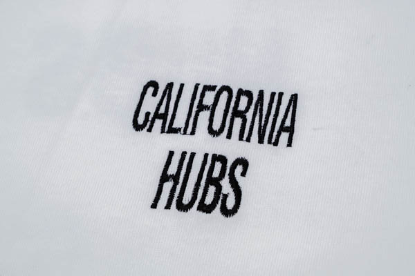 HUBS バックプリントTシャツ